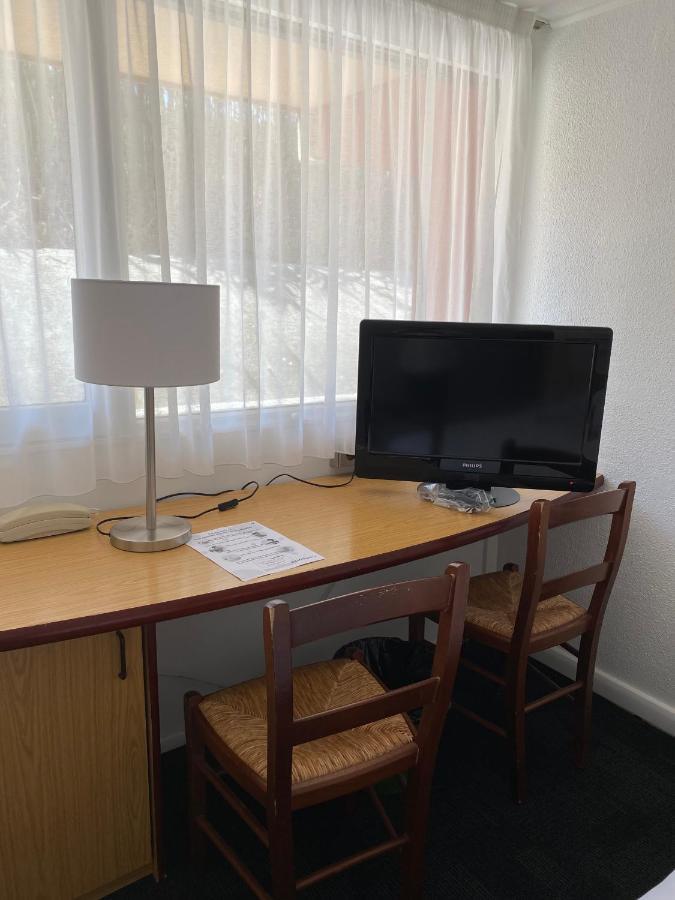 Kyriad Direct Marseille Ouest - Martigues Exteriör bild