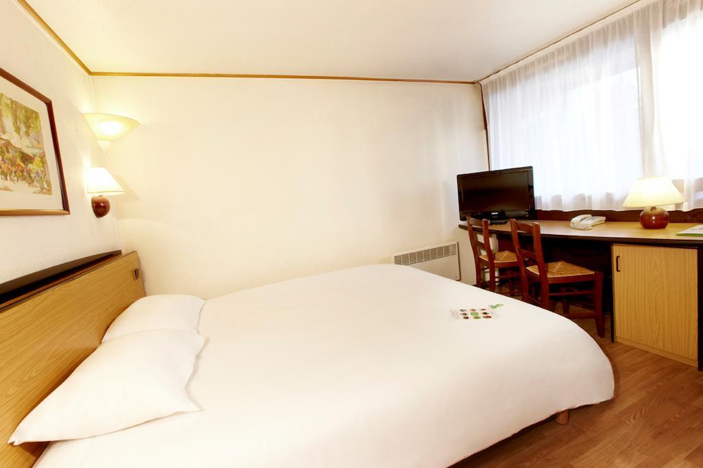 Kyriad Direct Marseille Ouest - Martigues Exteriör bild