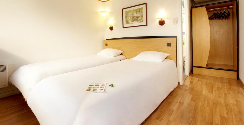 Kyriad Direct Marseille Ouest - Martigues Exteriör bild