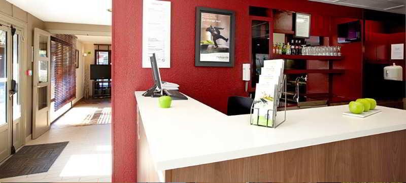 Kyriad Direct Marseille Ouest - Martigues Exteriör bild