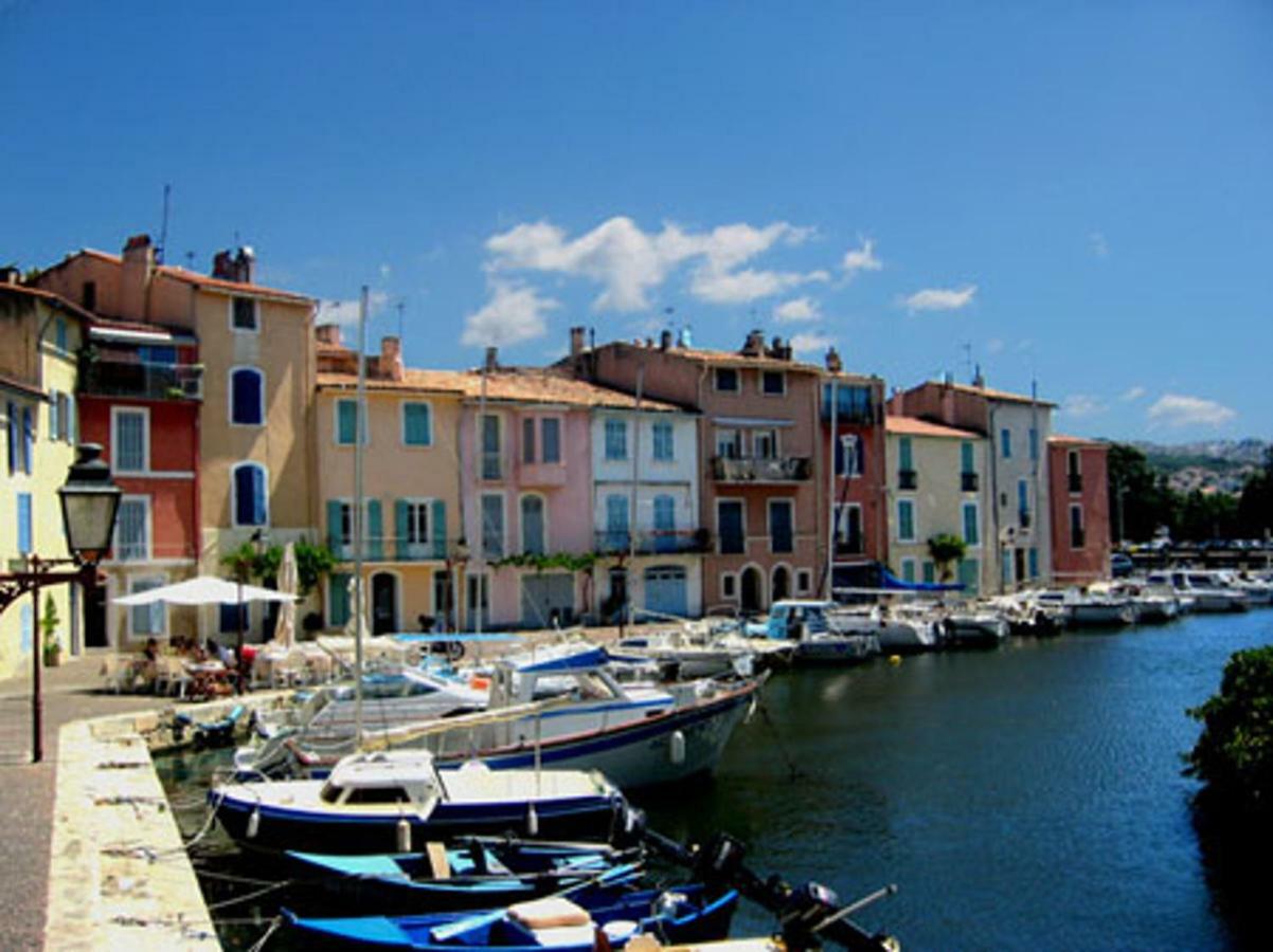 Kyriad Direct Marseille Ouest - Martigues Exteriör bild